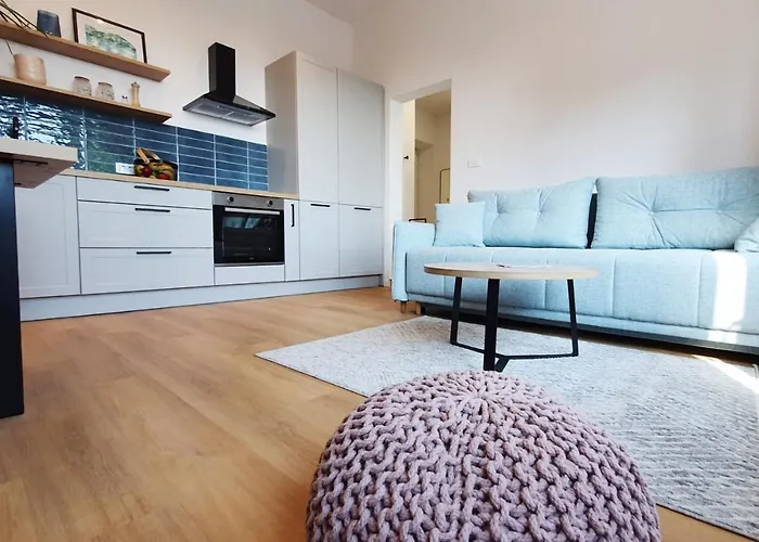 Stross 1 Bdrm