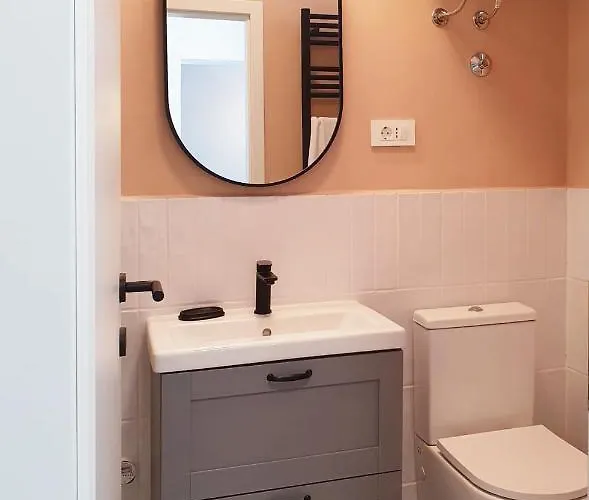 Stross 1 Bdrm Apartment Rijeka